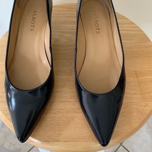 Talbots navy kitten heel leather made in Brazil